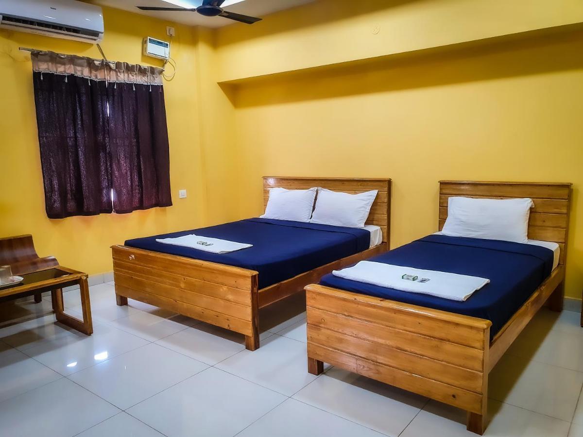 Le Hotel Host Tiruchirappalli Exteriör bild